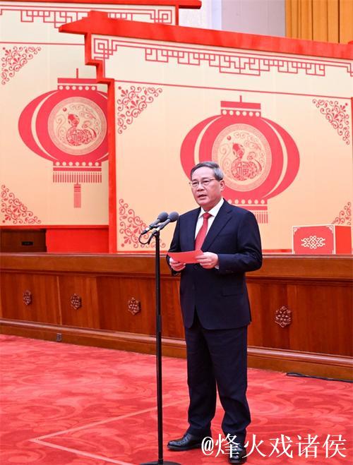 李强主持召开国务院第八次全体会议 深入学习贯彻习近平总书记在全国两会期间的重要讲话精神 对落... 李强主持召开国务院第八次全体会议 深入学习贯彻习近平总书记在全国两会期间的重要讲话精神 对落...